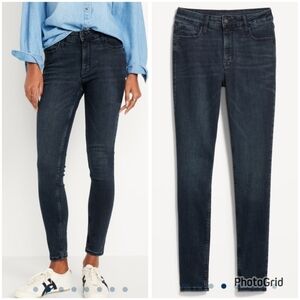 OLD NAVY ROCKSTAR SUPER SKINNY HIGH RISE JEAN
